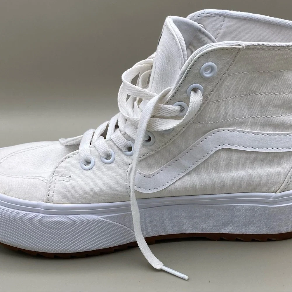 Vans Women’s Sk8-Hi Platform White Gum Sole High Top Skate Sneakers Shoes 7.5 - Picture 15 of 15
